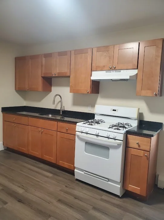 2 bed, 1 bath apartment for rent at 9 Victory Rd Unit 13, Dorchester — photo 2 of 14