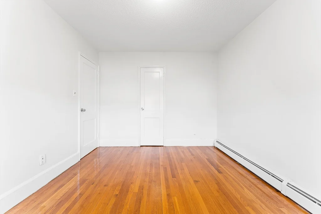2 bed, 1 bath apartment for rent at 9 Victory Rd Unit 15, Dorchester — photo 5 of 13