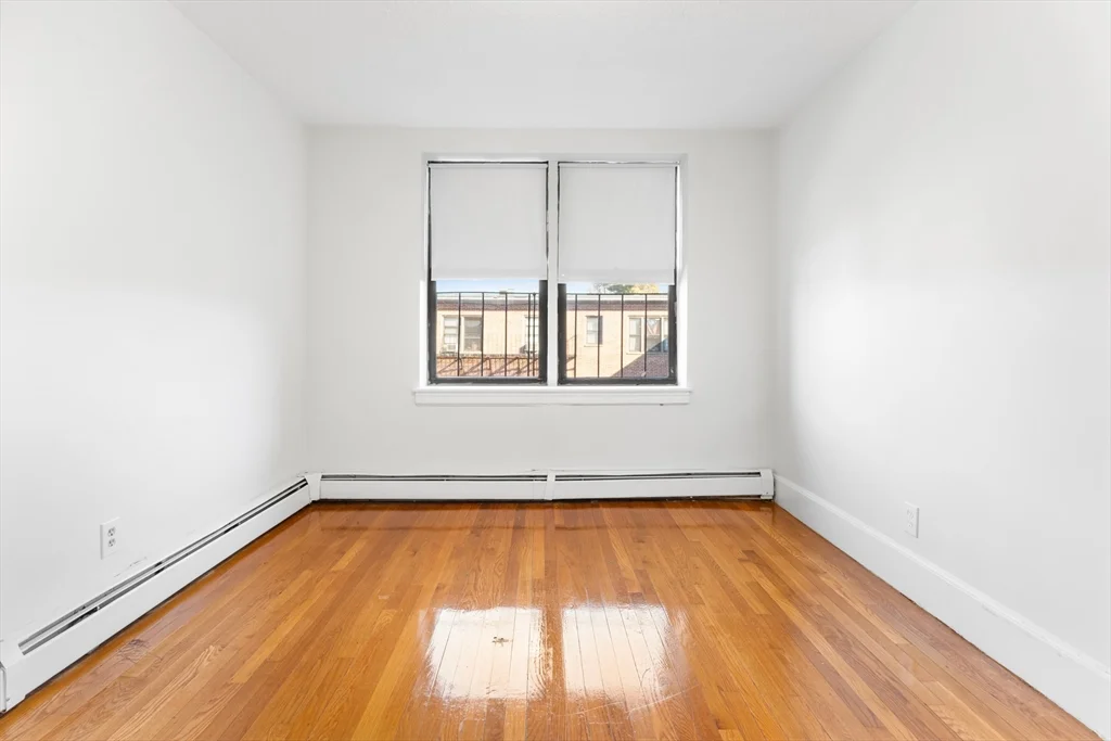 2 bed, 1 bath apartment for rent at 9 Victory Rd Unit 15, Dorchester — photo 4 of 13