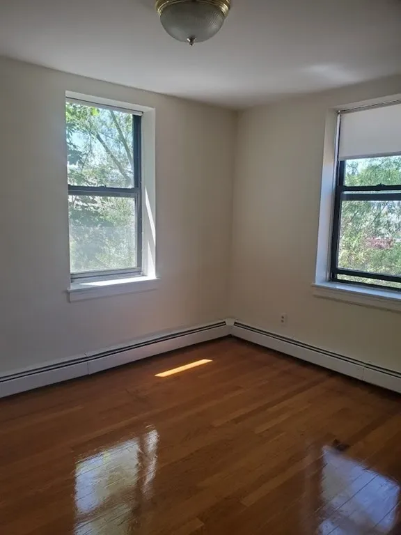 2 bed, 1 bath apartment for rent at 9 Victory Rd Unit 17, Dorchester — photo 5 of 9