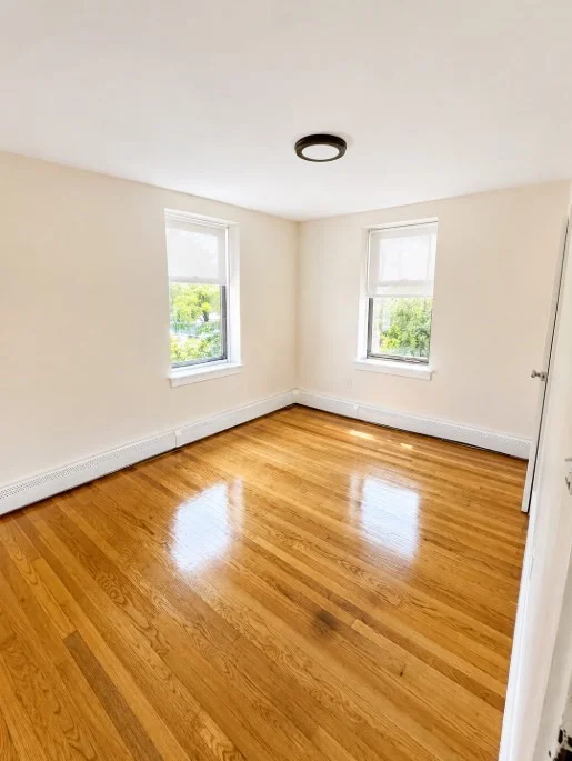2 bed, 1 bath apartment for rent at 9 Victory Rd Unit 19, Dorchester — photo 4 of 5