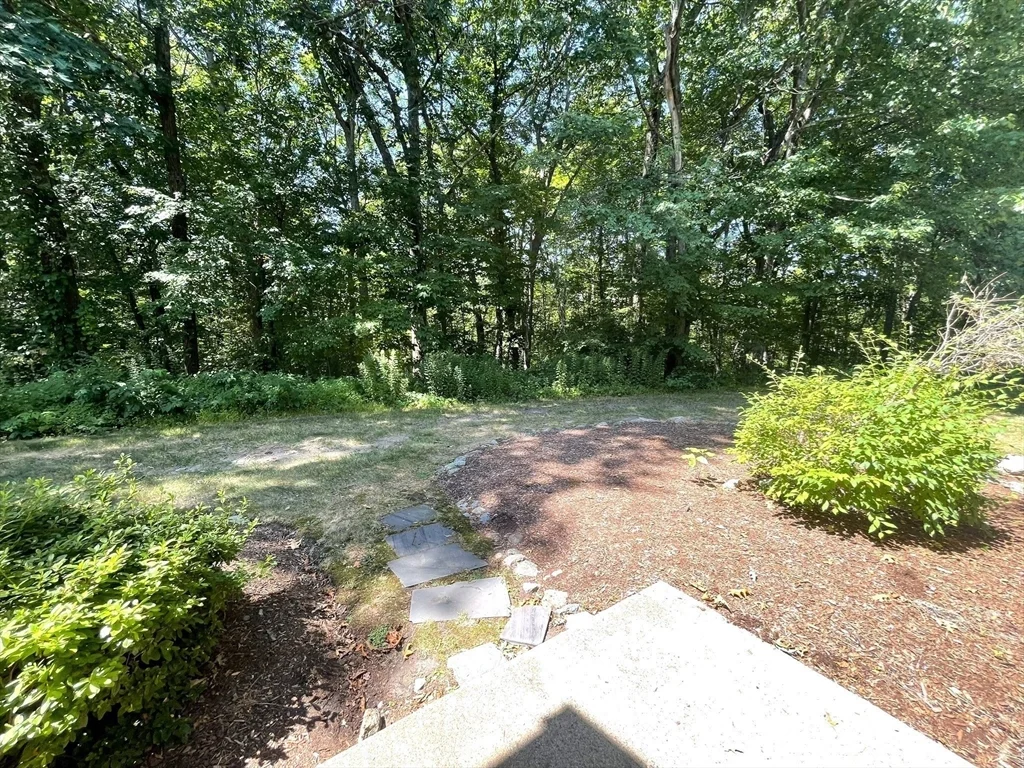 1 bed, 1 bath apartment for rent at 9 Village Hill Ln Unit 16, Natick — photo 15 of 19