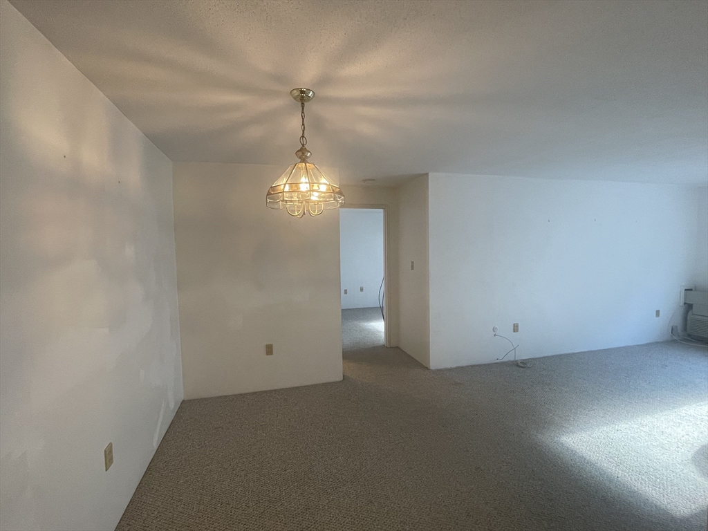 1 bed, 1 bath apartment for rent at 9 Village Rock Ln Unit 11, Natick — photo 10 of 18