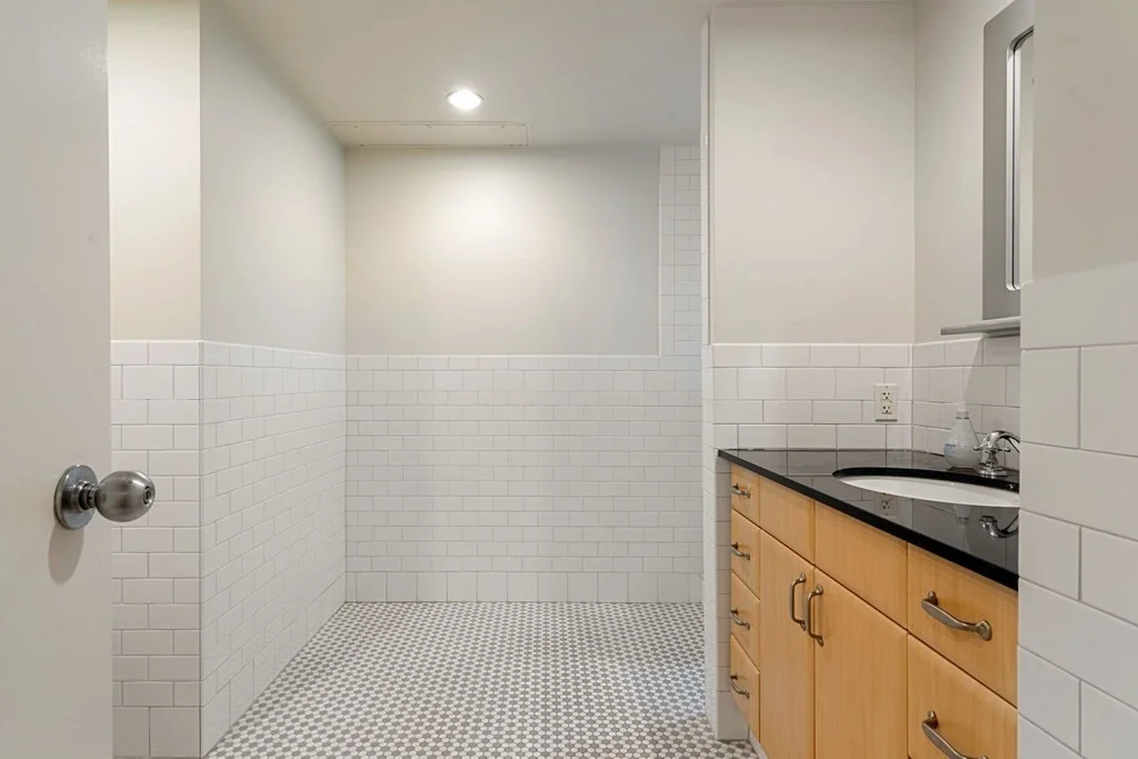 2 bed, 2 bath apartment for rent at 9 W Broadway Unit 602, Boston — photo 16 of 28
