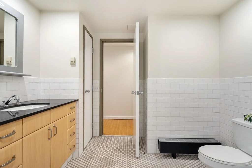 2 bed, 2 bath apartment for rent at 9 W Broadway Unit 602, Boston — photo 17 of 28