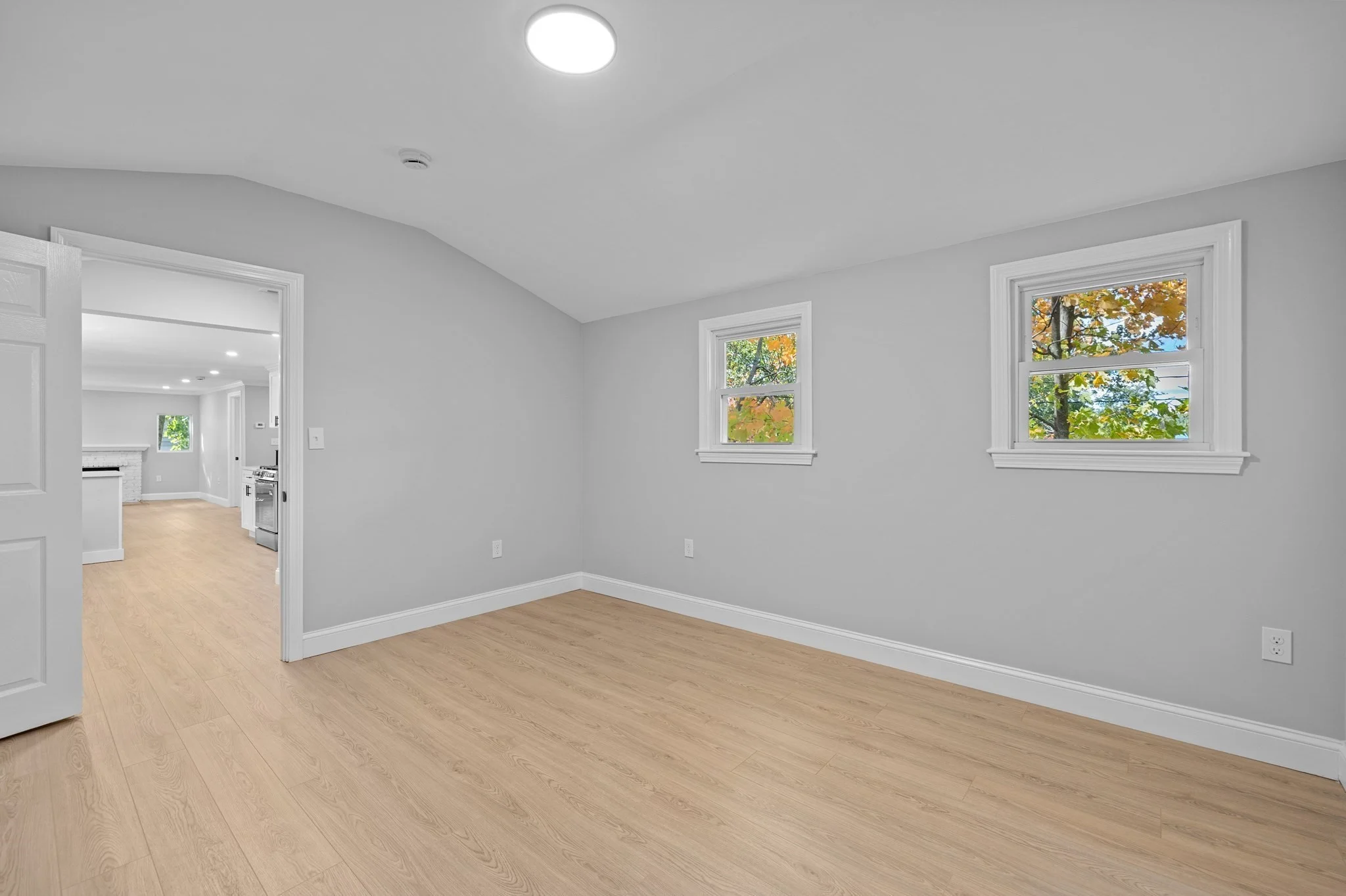3 bed, 2 bath apartment for rent at 9 Walden Pond Ave, Saugus — photo 14 of 23