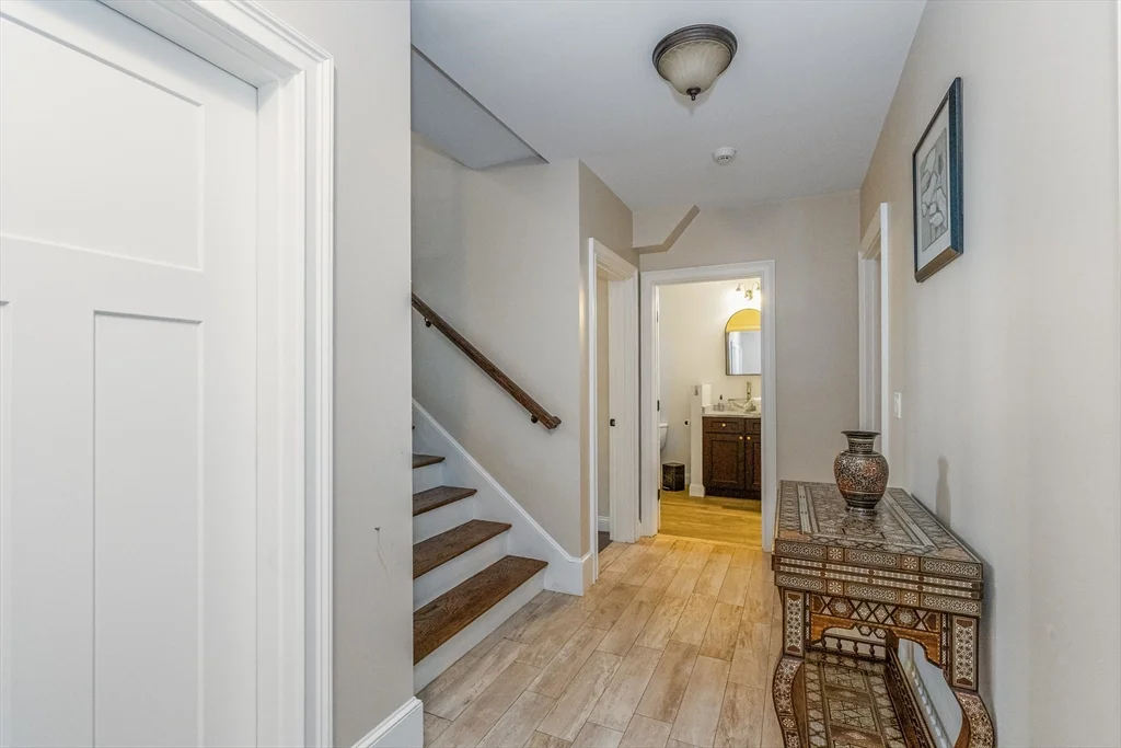 5 bed, 4+ bath apartment for rent at 9 Washington Ave, Woburn — photo 20 of 40