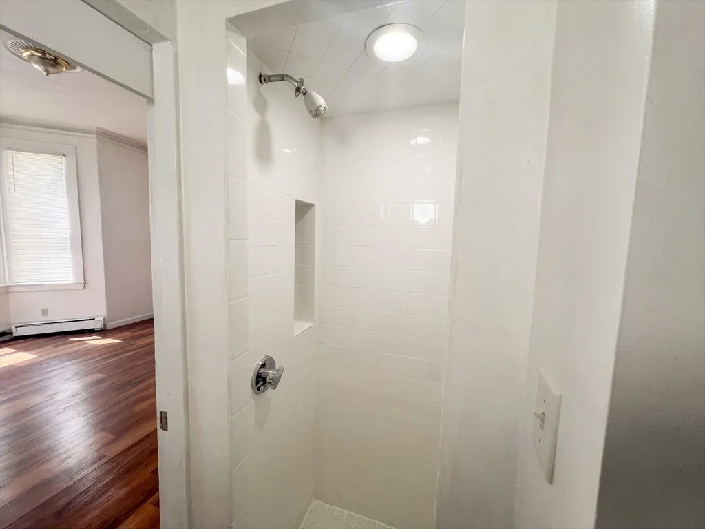 Studio bed, 1 bath apartment for rent at 9 Weld Unit 1, Jamaica Plain — photo 4 of 7
