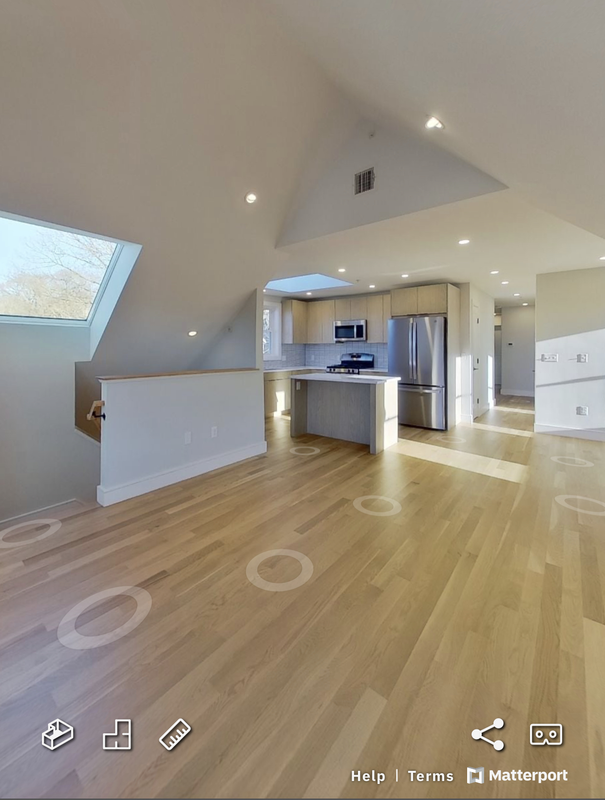 3 bed, 2 bath apartment for rent at 9 Wenham St Unit 4, Jamaica Plain — photo 2 of 10