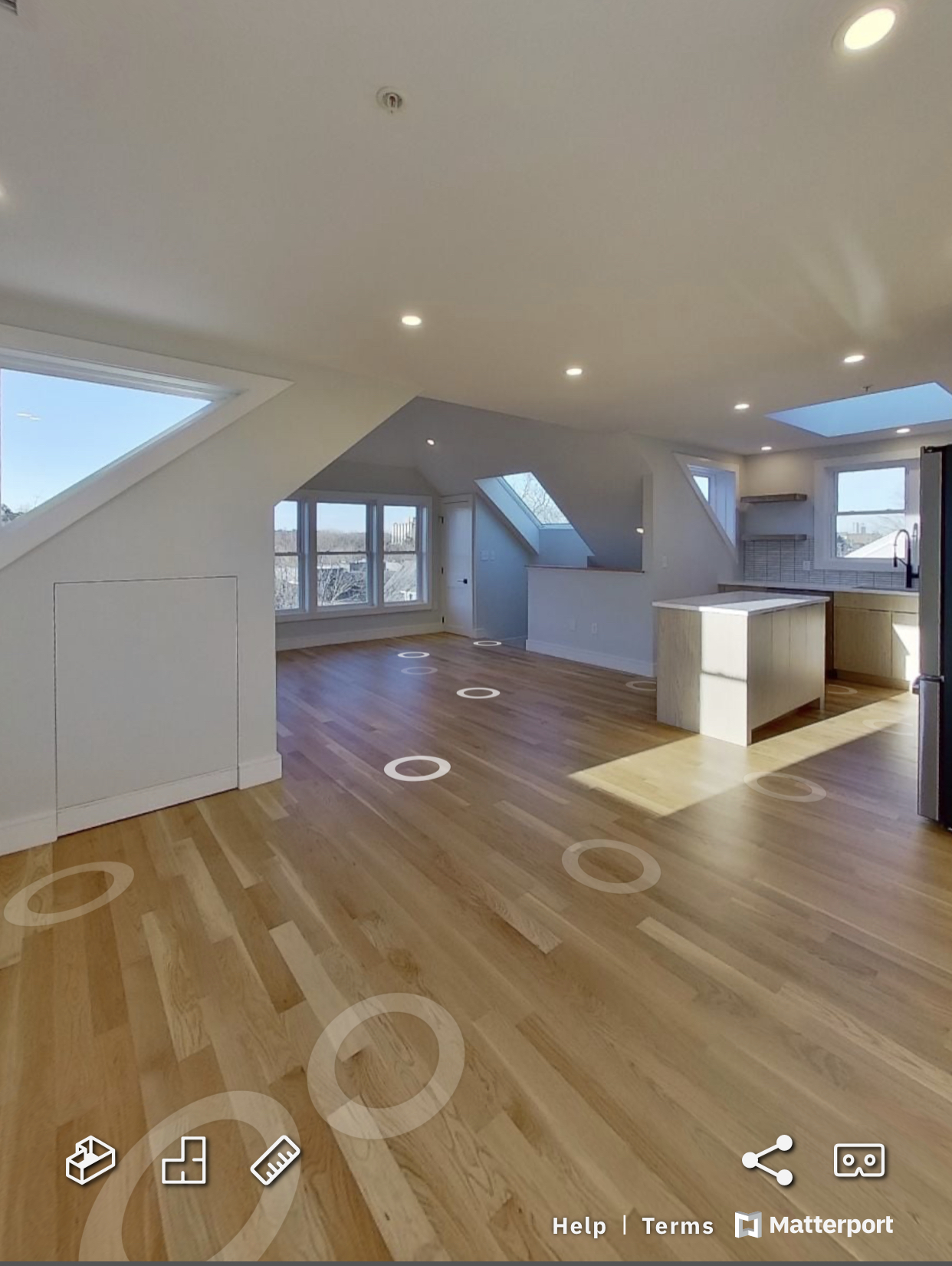 3 bed, 2 bath apartment for rent at 9 Wenham St Unit 4, Jamaica Plain — photo 1 of 10