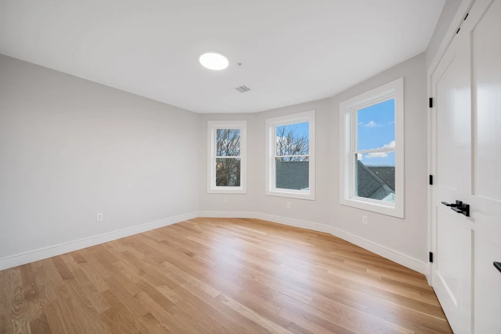 4 bed, 2 bath apartment for rent at 9 Wenham Unit 3, Jamaica Plain — photo 7 of 18