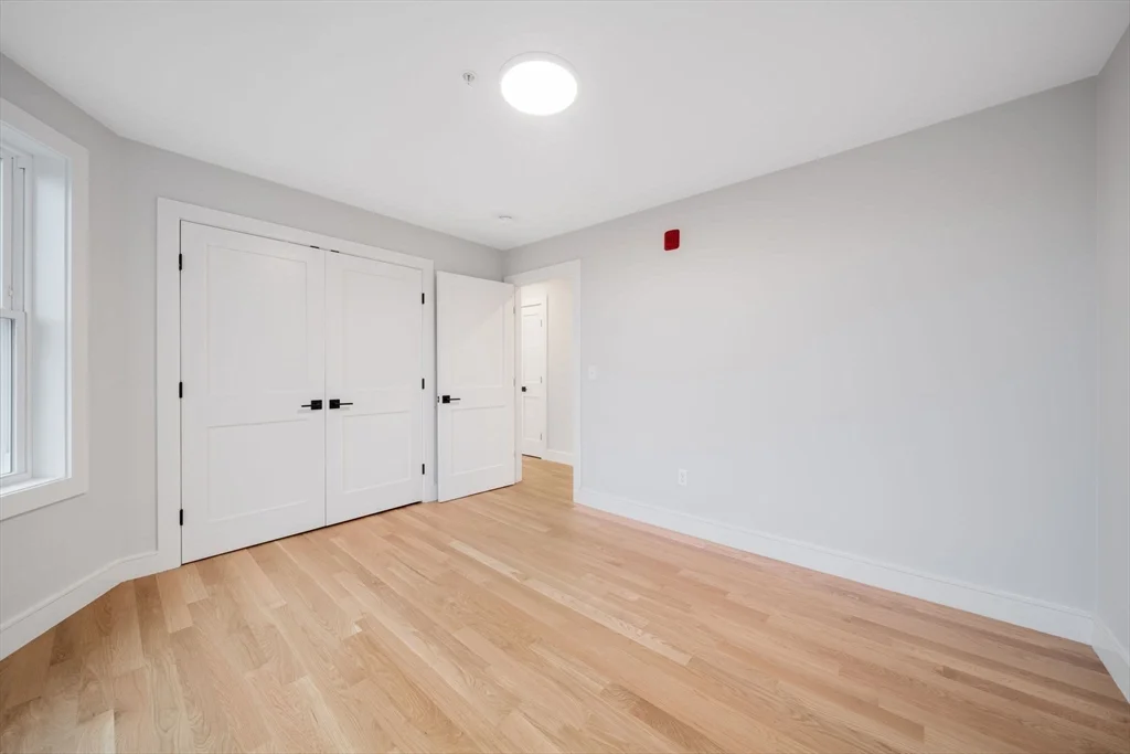4 bed, 2 bath apartment for rent at 9 Wenham Unit 3, Jamaica Plain — photo 9 of 18