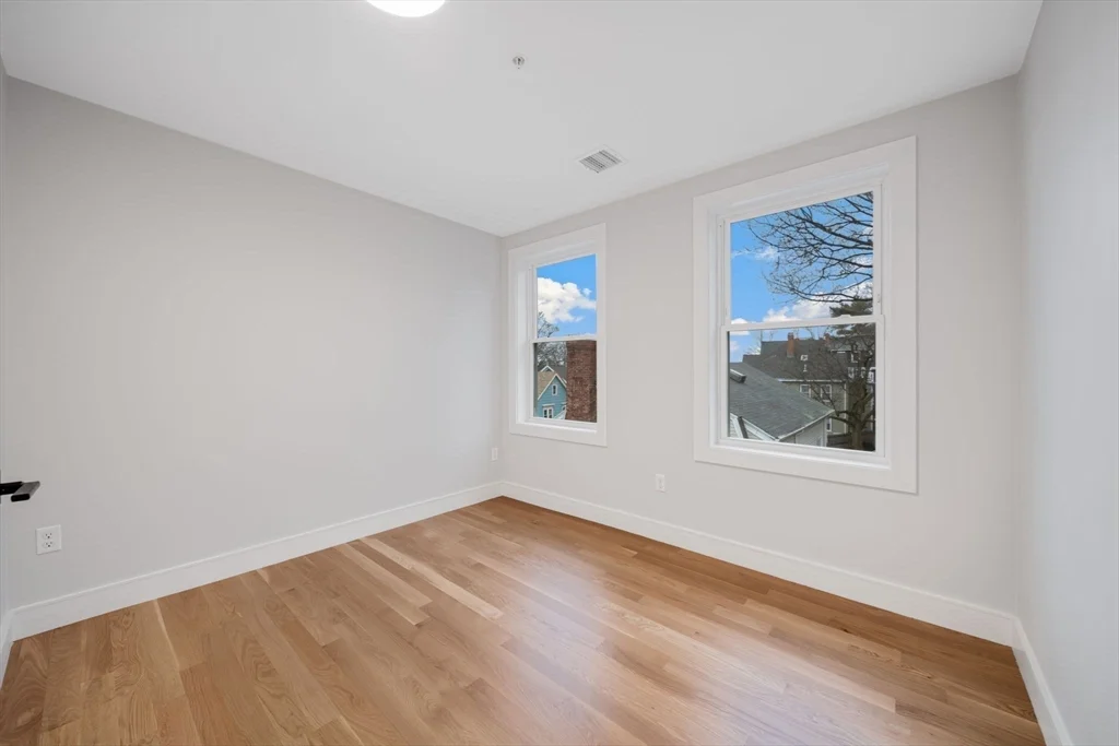 4 bed, 2 bath apartment for rent at 9 Wenham Unit 3, Jamaica Plain — photo 12 of 22