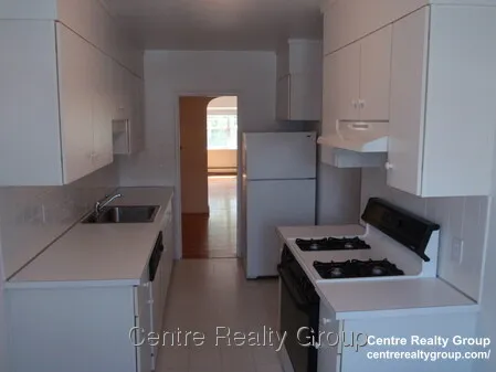 2 bed, 1 bath apartment for rent at 9 Wesley St Unit 1A, Newton Corner — photo 1 of 5