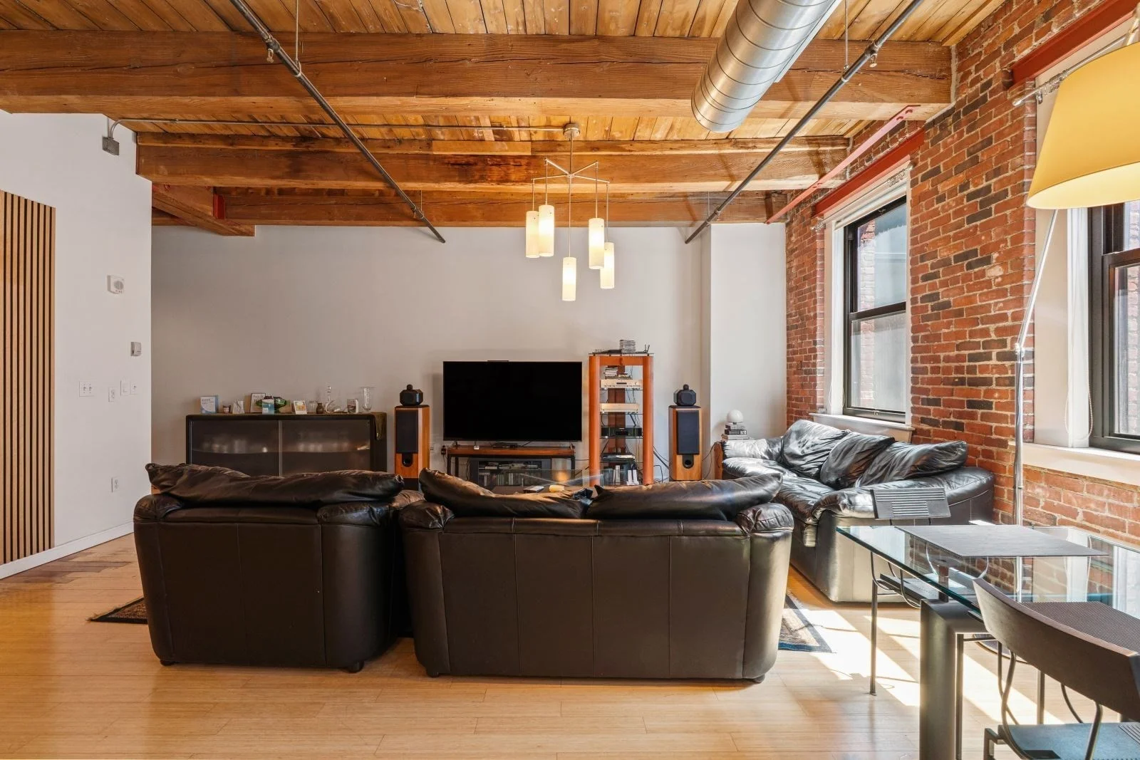 2 bed, 2 bath apartment for rent at 9 West Broadway Unit 402, South Boston — photo 5 of 6