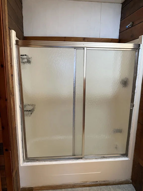 1 bed, 1 bath apartment for rent at 9 Whitcomb St Unit 2L, Webster — photo 5 of 8