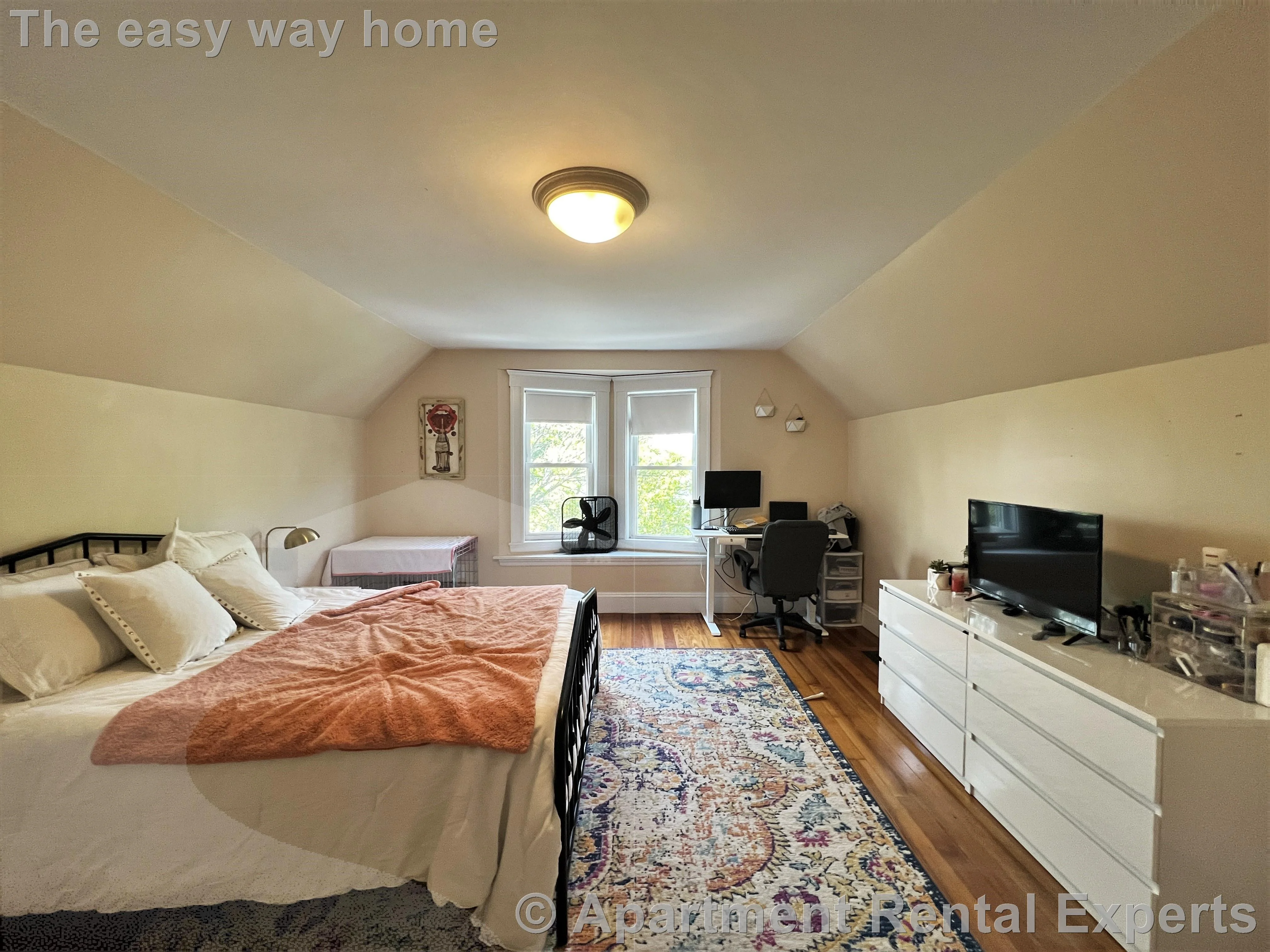 4 bed, 2 bath apartment for rent at 9 Whitfield Rd Unit 2, Davis Square — photo 14 of 20