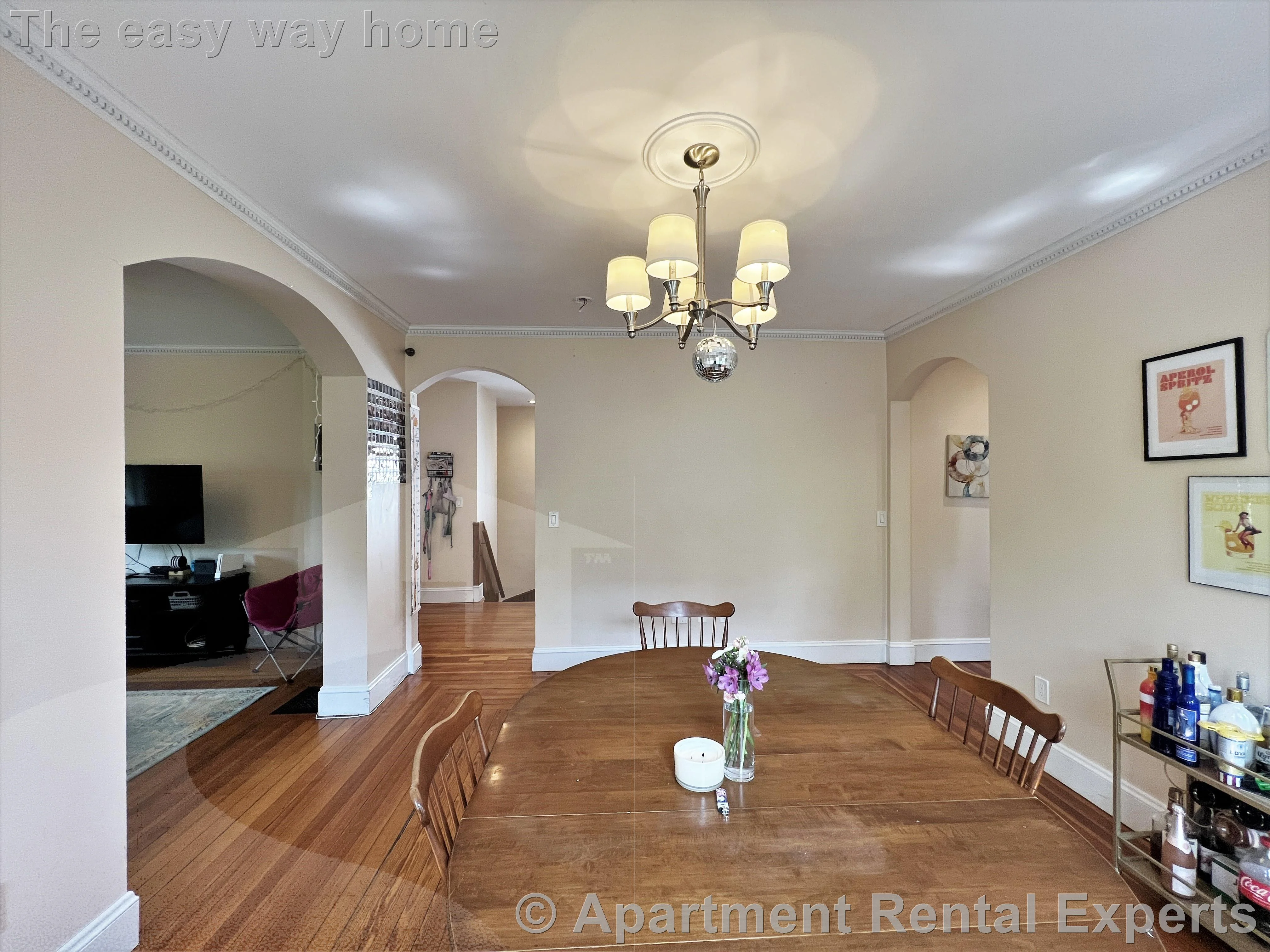 4 bed, 2 bath apartment for rent at 9 Whitfield Rd Unit 2, Davis Square — photo 7 of 20