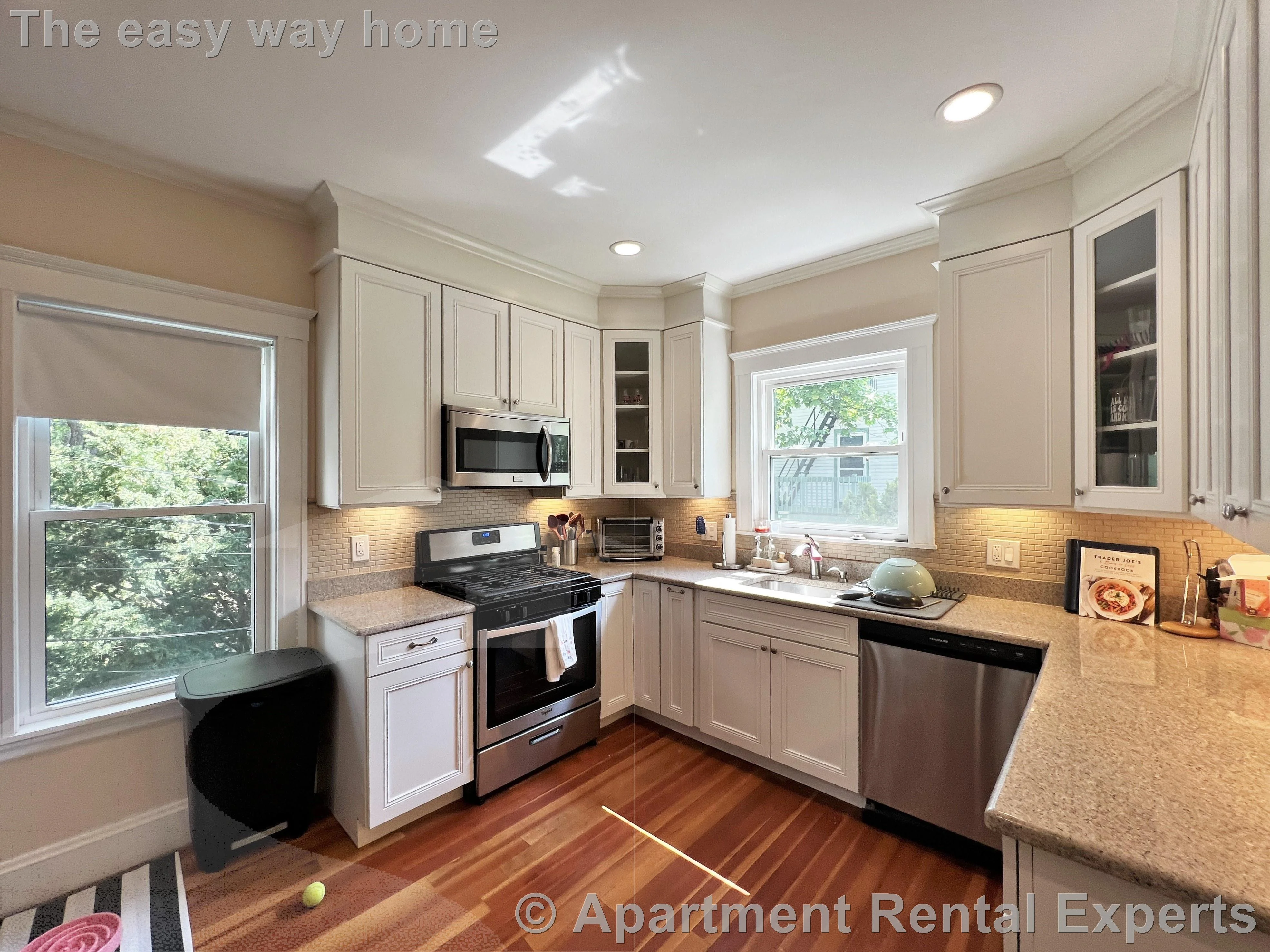 4 bed, 2 bath apartment for rent at 9 Whitfield Rd Unit 2, Davis Square — photo 3 of 20