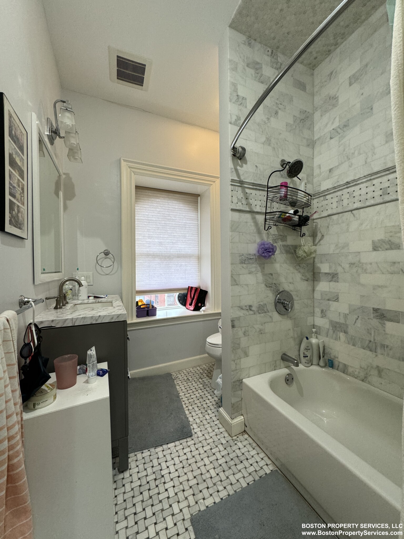 4 bed, 2 bath apartment for rent at 9 Wigglesworth St Unit 2, Roxbury — photo 7 of 9