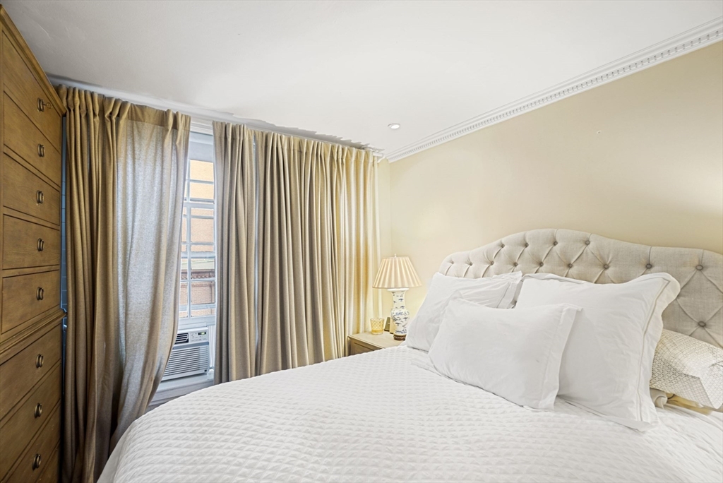 1 bed, 1 bath apartment for rent at 9 Willow St Unit 22, Beacon Hill — photo 14 of 21