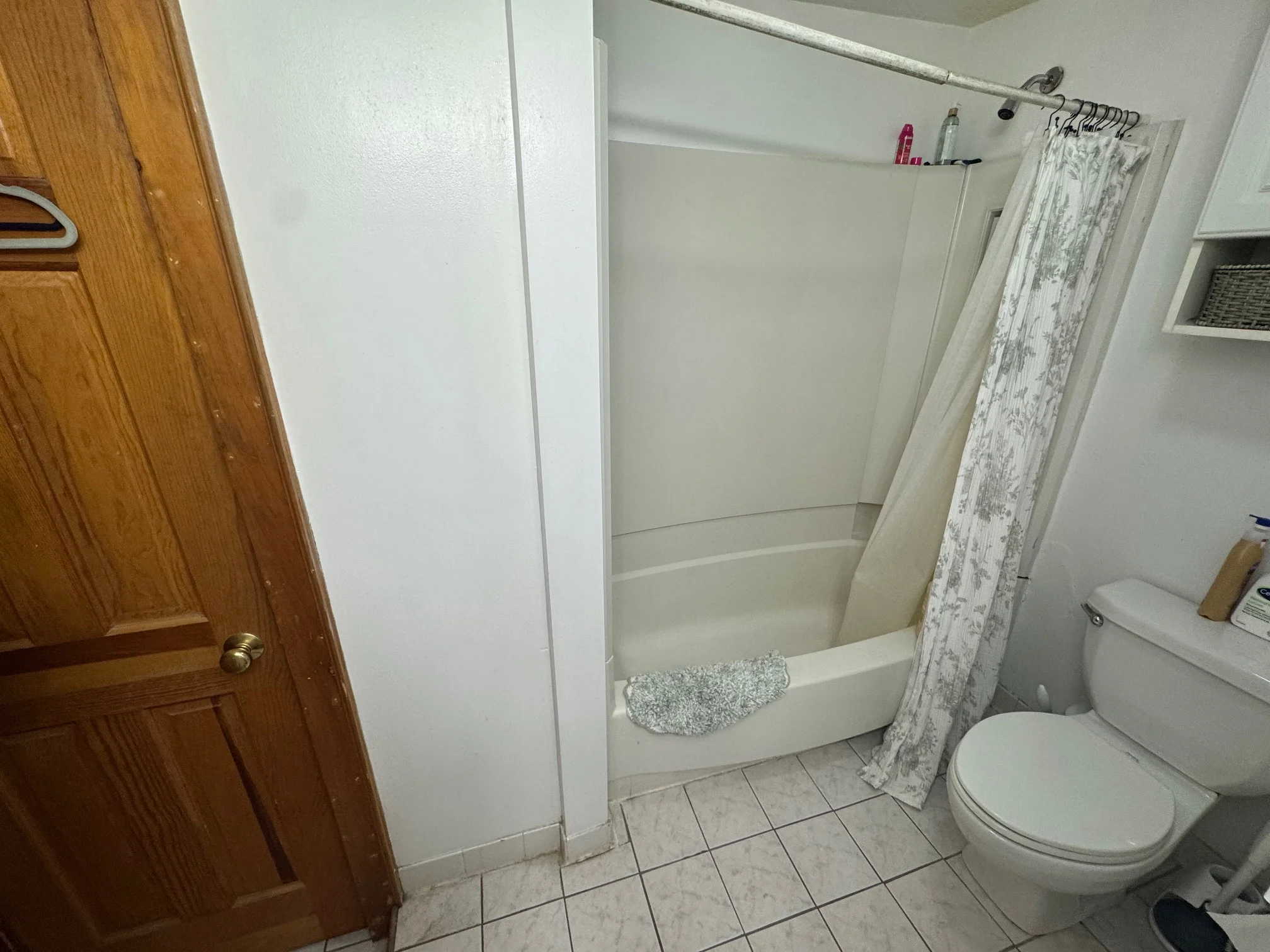 2 bed, 1 bath apartment for rent at 9 Winchester St Unit 8, Bay Village — photo 7 of 8
