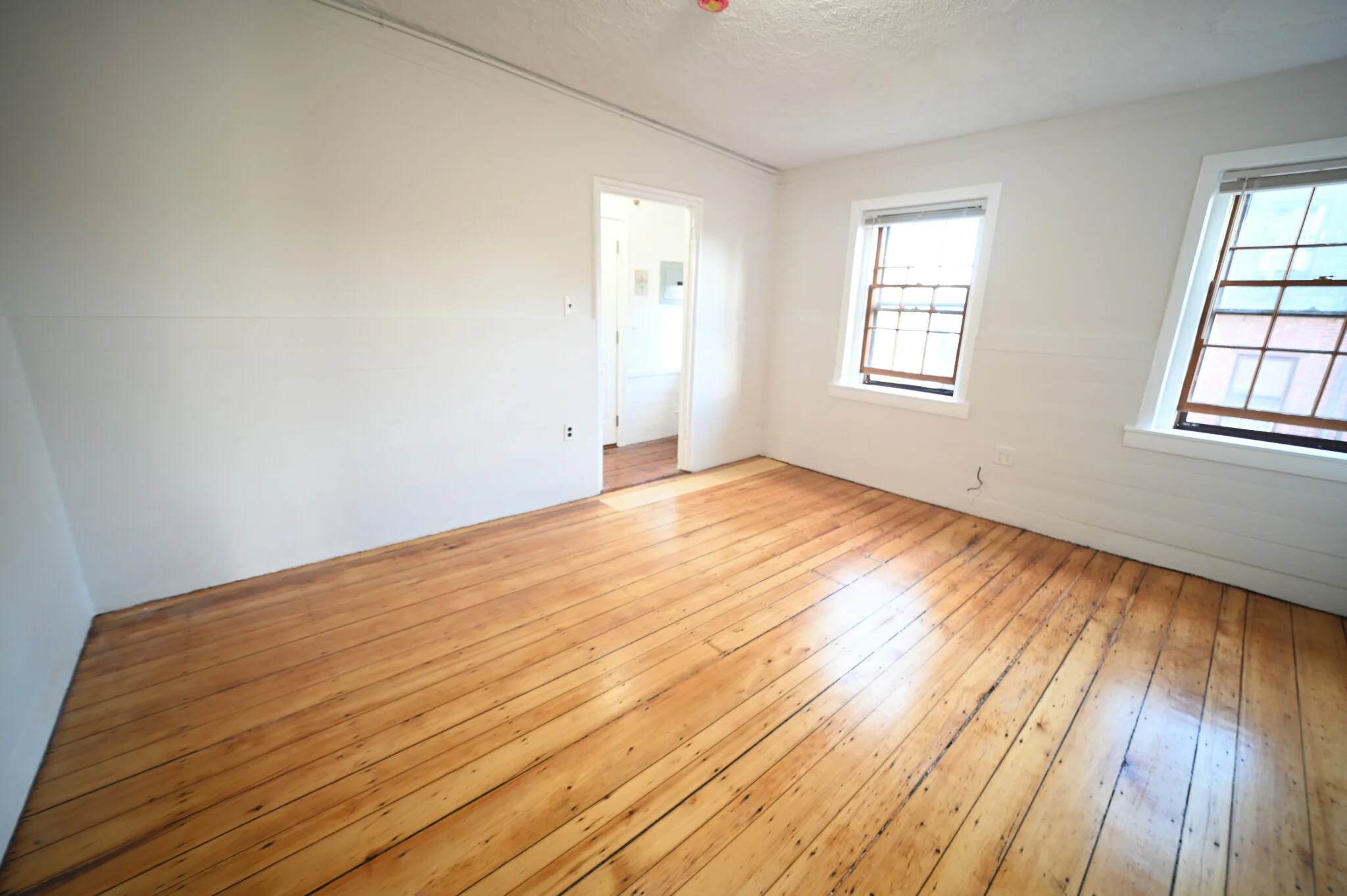 2 bed, 1 bath apartment for rent at 9 Winchester Unit 10, Back Bay — photo 2 of 7
