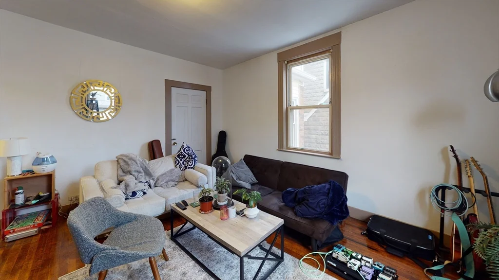 2 bed, 1 bath apartment for rent at 9 Winship Unit 1, Brighton — photo 3 of 10