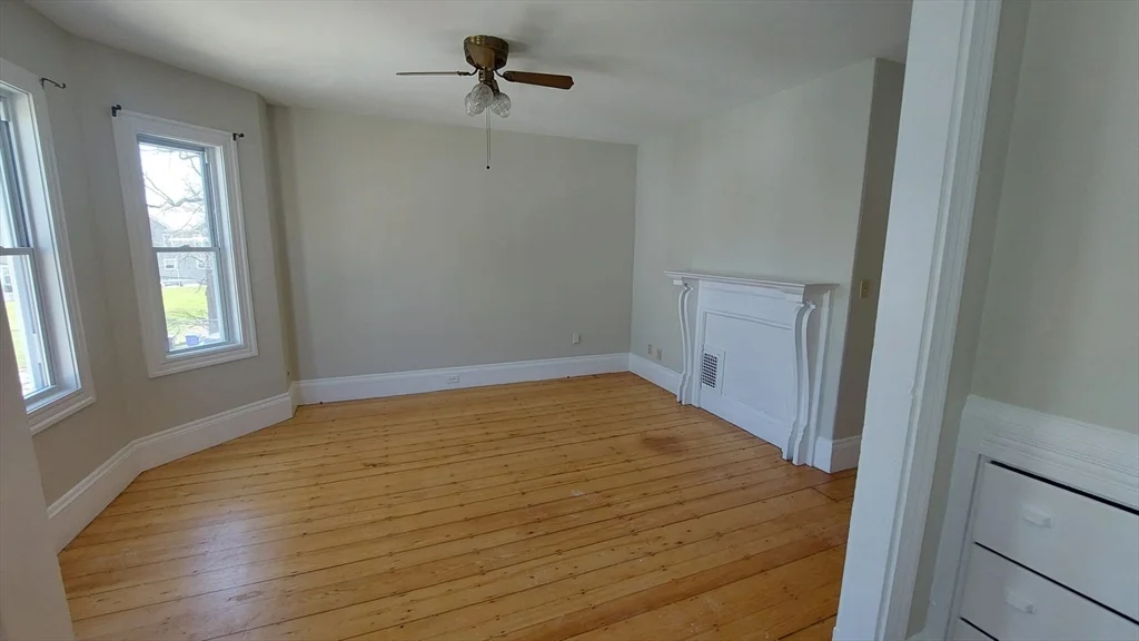 3 bed, 1 bath apartment for rent at 9 Woodville Park Unit 2, Roxbury — photo 8 of 19