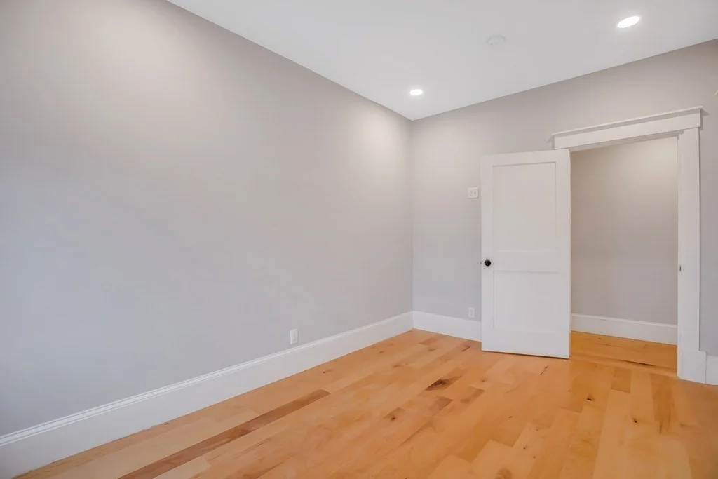 3 bed, 3 bath apartment for rent at 9 Woodward Park St Unit 1, Roxbury — photo 10 of 31