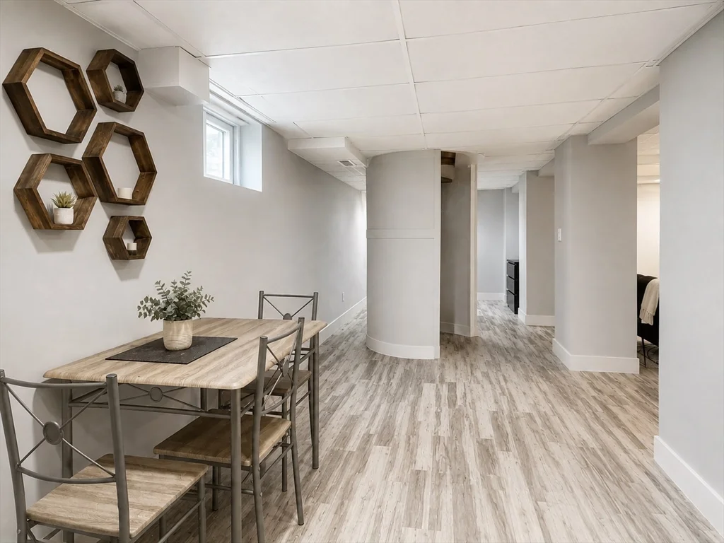 3 bed, 3 bath apartment for rent at 9 Woodward Park St Unit 1, Roxbury — photo 25 of 31