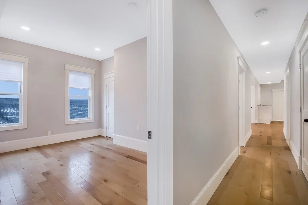 3 bed, 3 bath apartment for rent at 9 Woodward Park St Unit 1, Roxbury — photo 6 of 31