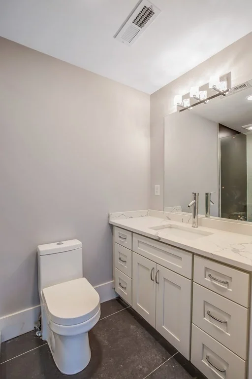 3 bed, 3 bath apartment for rent at 9 Woodward Park St Unit 1, Roxbury — photo 8 of 31