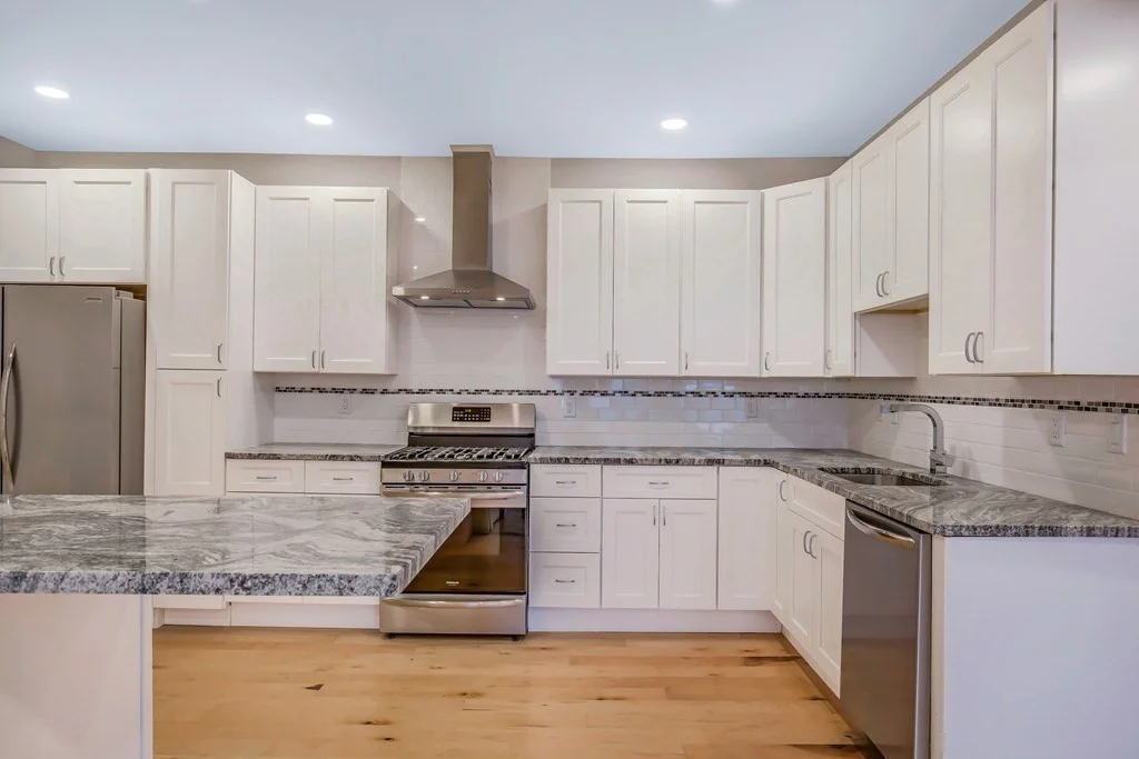 3 bed, 3 bath apartment for rent at 9 Woodward Park St Unit 1, Roxbury — photo 2 of 31