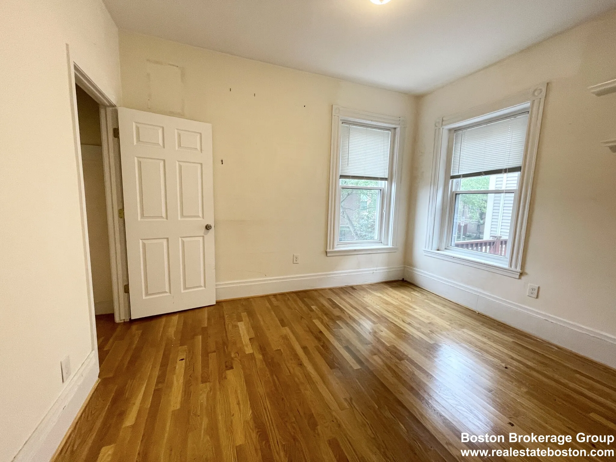 3 bed, 1 bath apartment for rent at 92 L St Unit 2, South Boston — photo 6 of 8