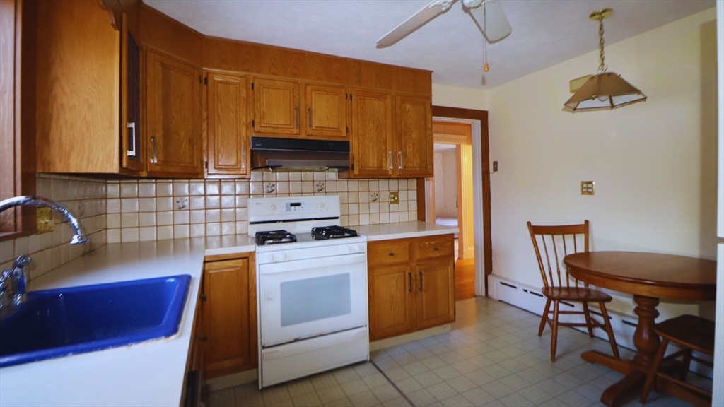 2 bed, 1 bath apartment for rent at 90-92 Normandy Unit 1, Cambridge — photo 11 of 19