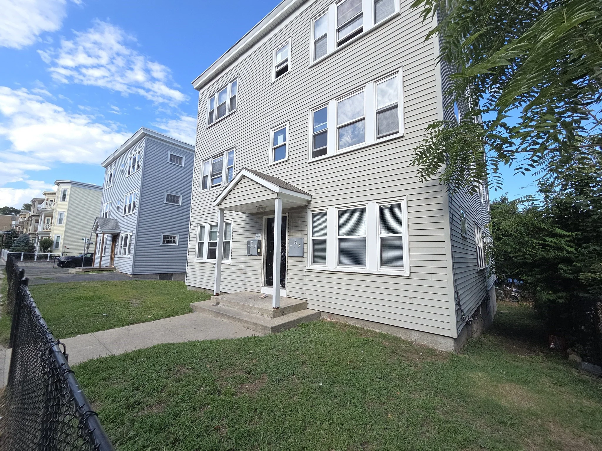 2 bed, 1 bath apartment for rent at 90 Adams St Unit 1R, Dorchester — photo 14 of 15