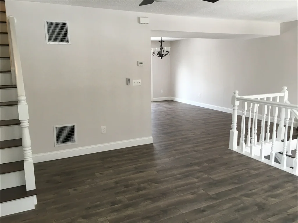3 bed, 2 bath apartment for rent at 90 Alice St Unit 1, Fall River — photo 3 of 8