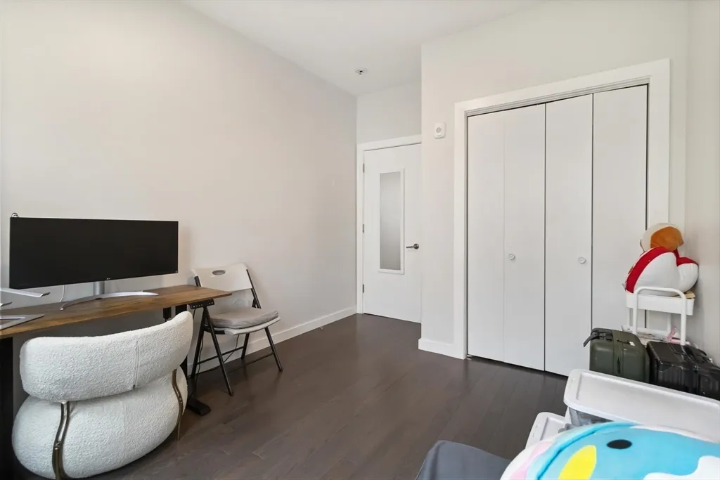 2 bed, 1.5 bath apartment for rent at 90 Antwerp St Unit 205, Allston — photo 14 of 23