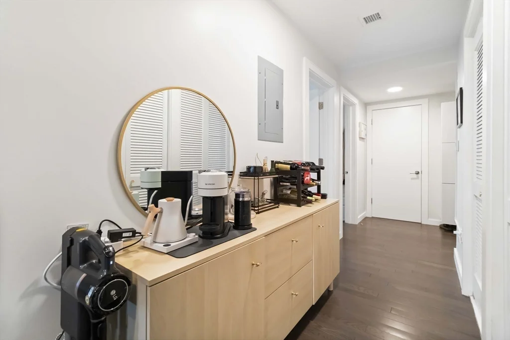 2 bed, 1.5 bath apartment for rent at 90 Antwerp St Unit H205, Brighton — photo 6 of 9