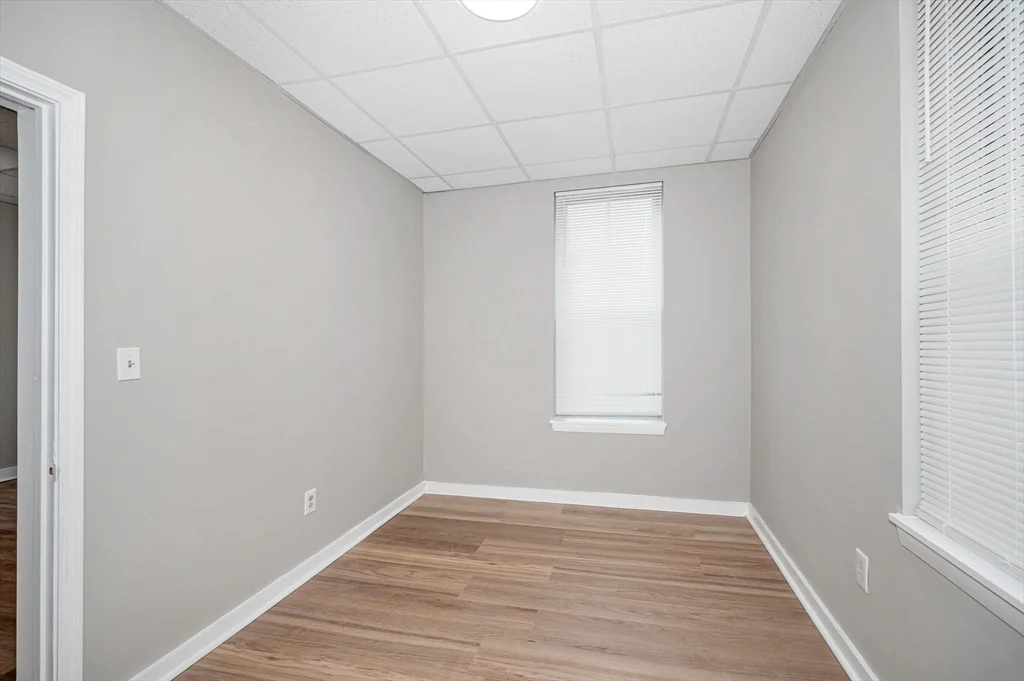 2 bed, 1 bath apartment for rent at 90 Appleton St Unit U:7, Lowell — photo 10 of 13