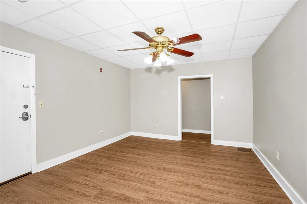 1 bed, 1 bath apartment for rent at 90 Appleton Unit 2, Lowell — photo 3 of 10