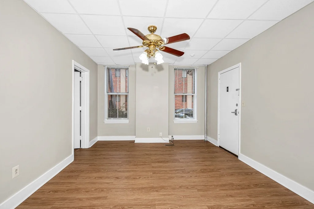 1 bed, 1 bath apartment for rent at 90 Appleton Unit 2, Lowell — photo 4 of 10