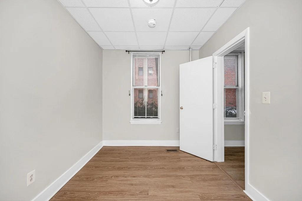 1 bed, 1 bath apartment for rent at 90 Appleton Unit 2, Lowell — photo 9 of 10
