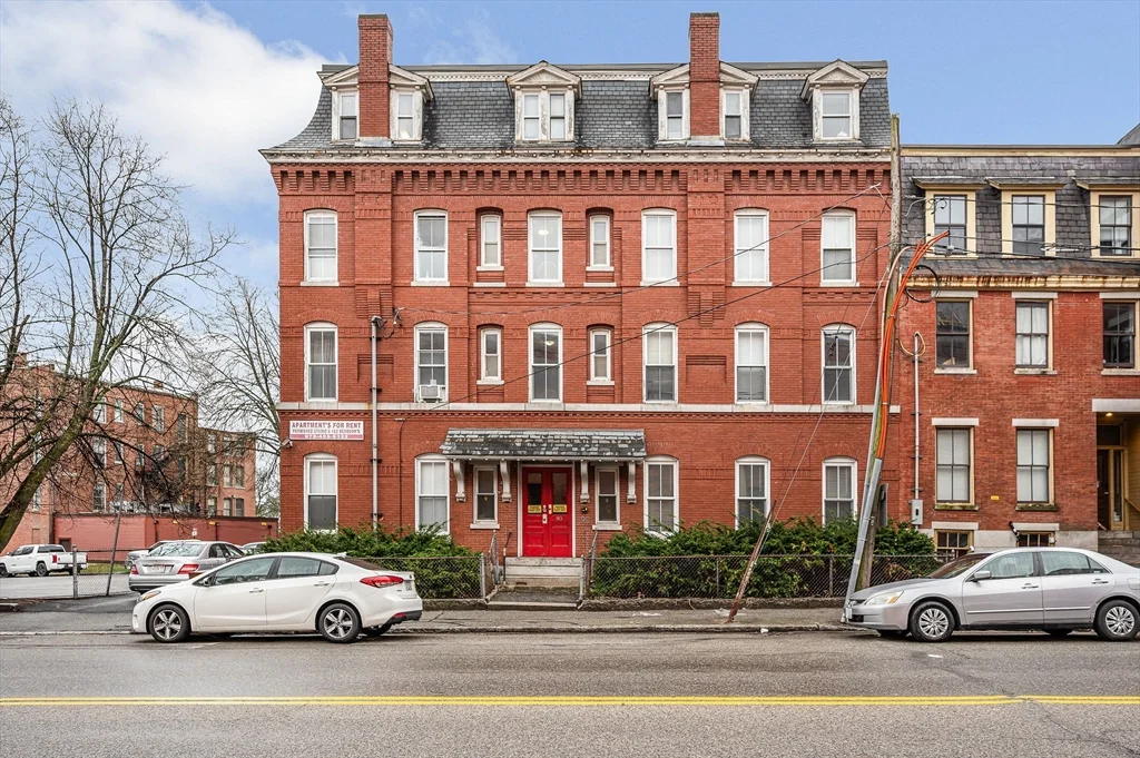 1 bed, 1 bath apartment for rent at 90 Appleton Unit 2, Lowell