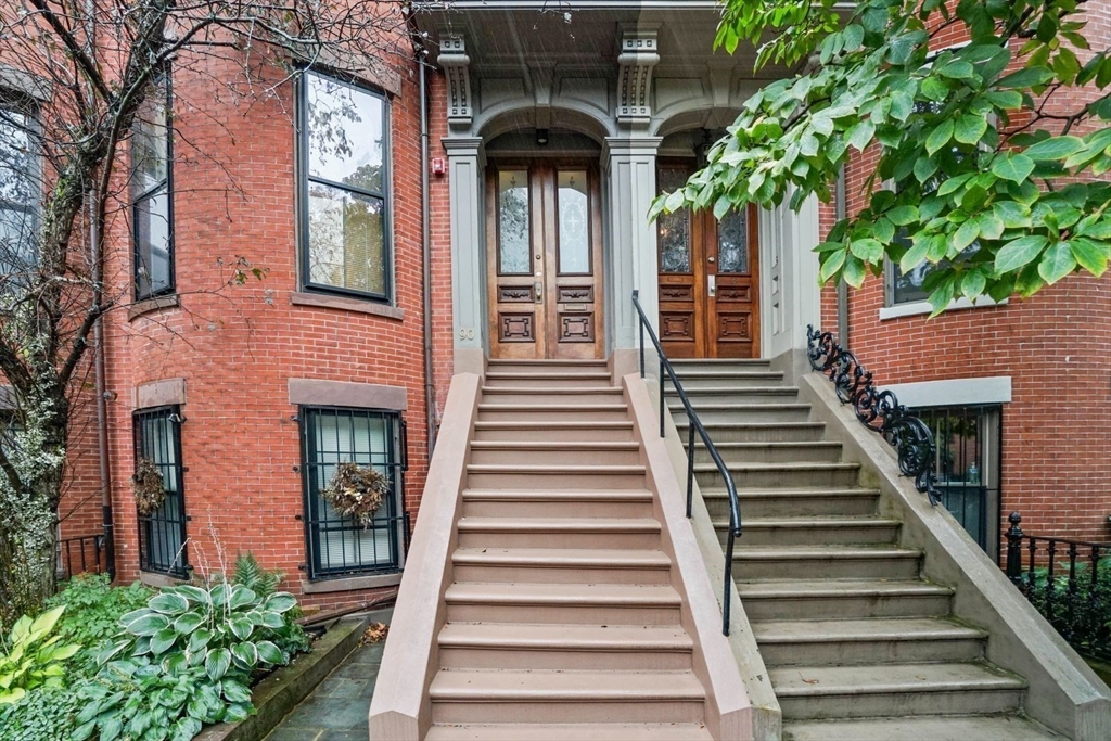 2 bed, 2 bath apartment for rent at 90 Appleton Unit 2, South End — photo 2 of 27