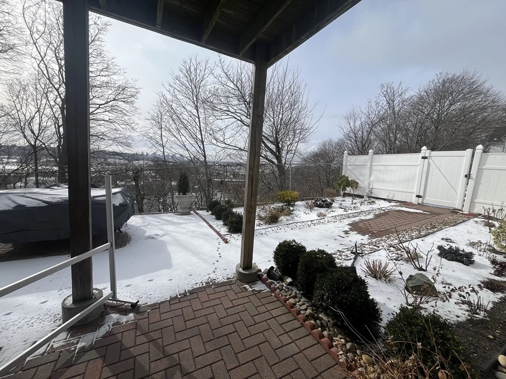 2 bed, 1 bath apartment for rent at 90 Arlington Ave Unit 1A, Revere — photo 8 of 10