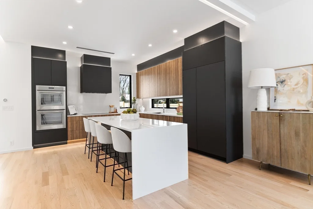 2 bed, 1 bath apartment for rent at 90 Auburndale Ave Unit A, West Newton — photo 13 of 40