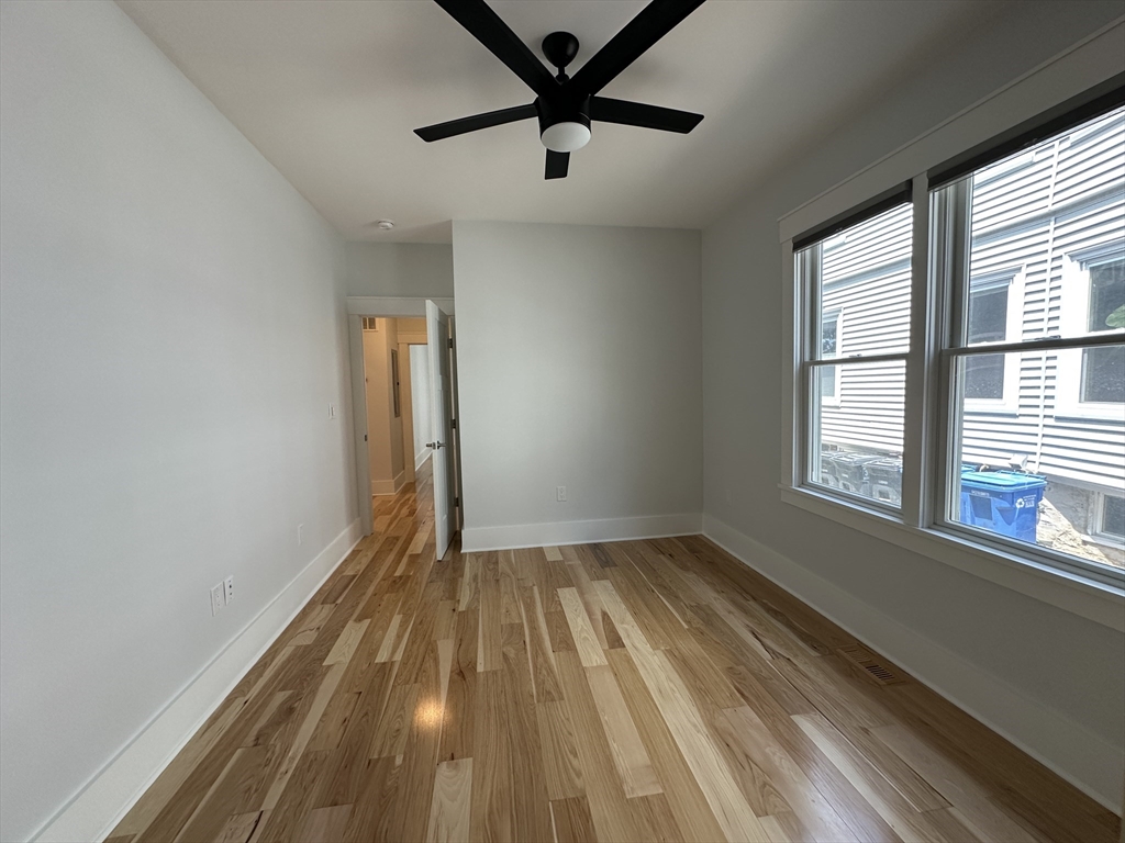 4 bed, 3 bath apartment for rent at 90 Bartlett St Unit 1, Winter Hill — photo 17 of 23