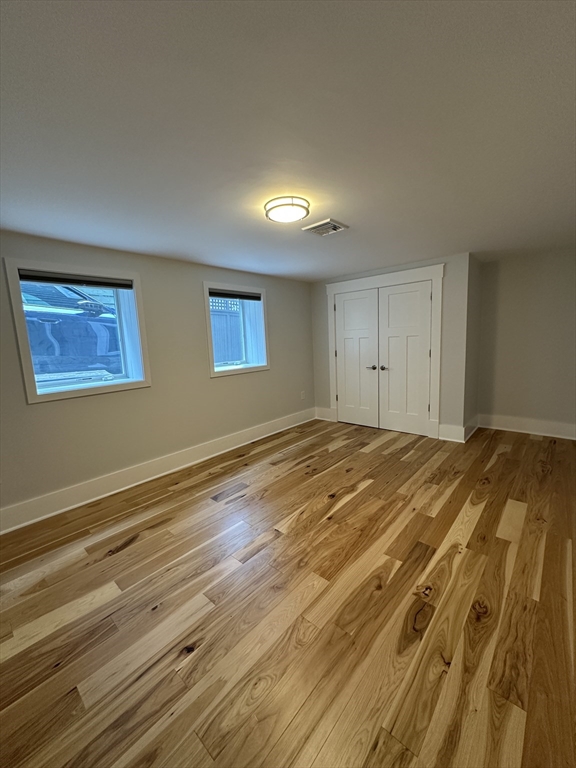 4 bed, 3 bath apartment for rent at 90 Bartlett St Unit 1, Winter Hill — photo 22 of 23